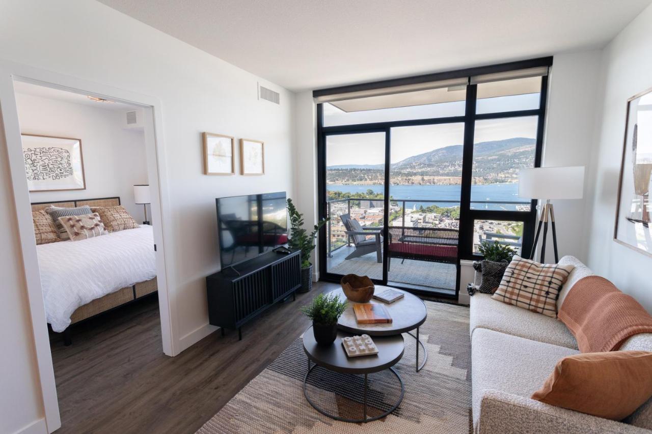 Awesome View 21 Two Bedroom One Bath Downtown Lake View Near Beach Kelowna Luaran gambar