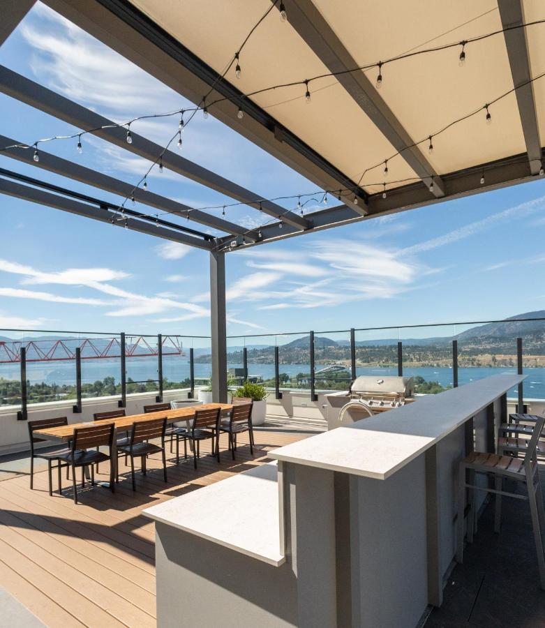 Awesome View 21 Two Bedroom One Bath Downtown Lake View Near Beach Kelowna Luaran gambar