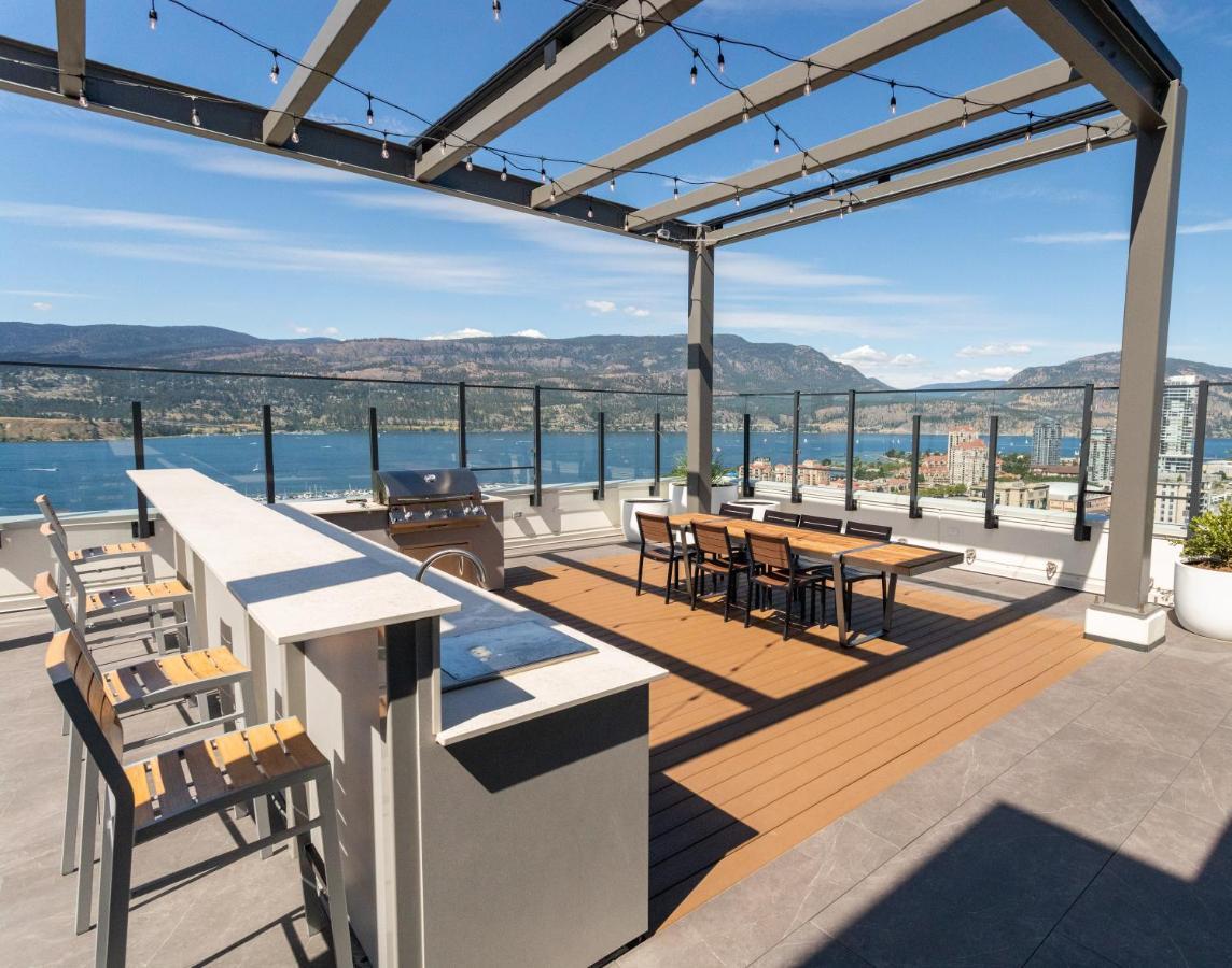 Awesome View 21 Two Bedroom One Bath Downtown Lake View Near Beach Kelowna Luaran gambar