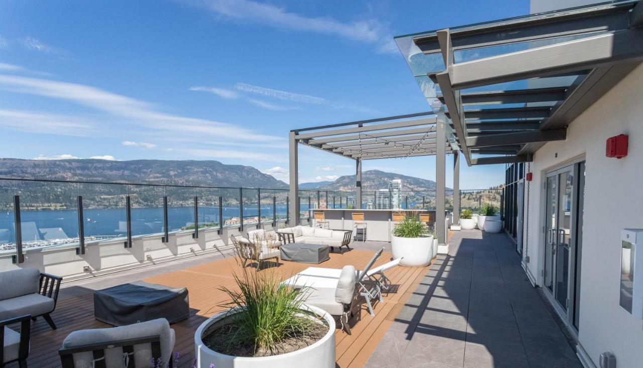 Awesome View 21 Two Bedroom One Bath Downtown Lake View Near Beach Kelowna Luaran gambar
